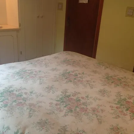 Palm Grove B&B Отель типа 