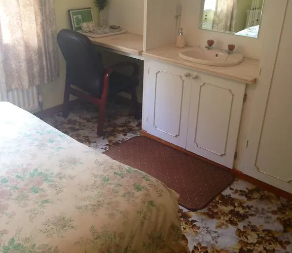 Palm Grove B&B ベッド・アンド・ブレックファスト キャッシェル